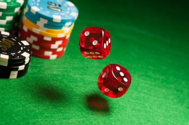Live dealer table interface with multilingual chat on cair138 login